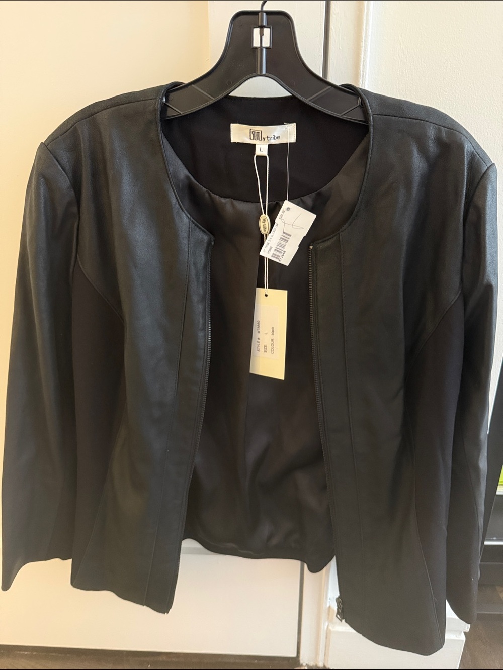 Leather zipped Jacket